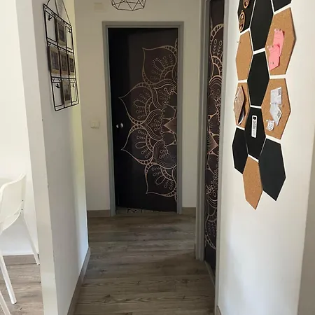 3 Pièces *
