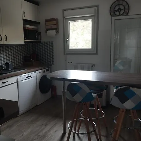 Apartment 3 Pieces *