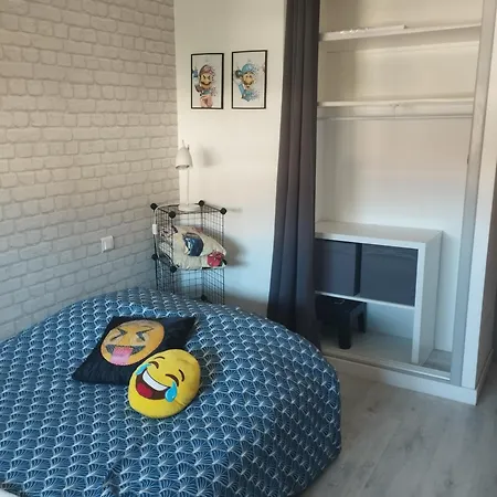 3 Pieces Apartment *