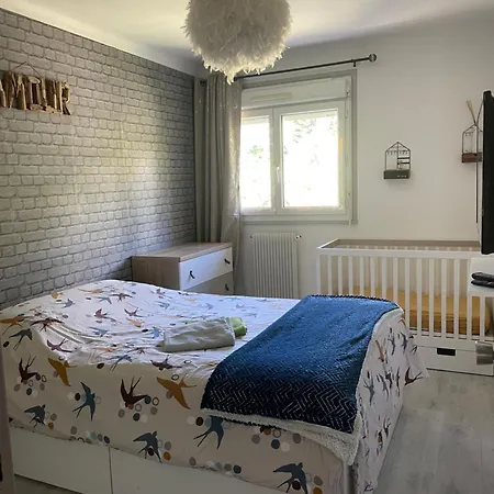 3 Pieces Apartment *