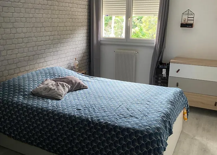 아파트 3 Pieces 망들리유 라 나플