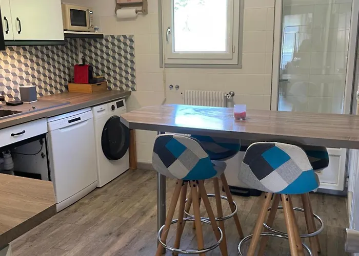 3 Pieces 아파트 *