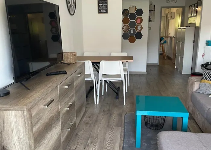 아파트 3 Pieces 망들리유 라 나플